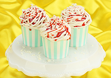Baking pans, accessories and packaging for cupcakes