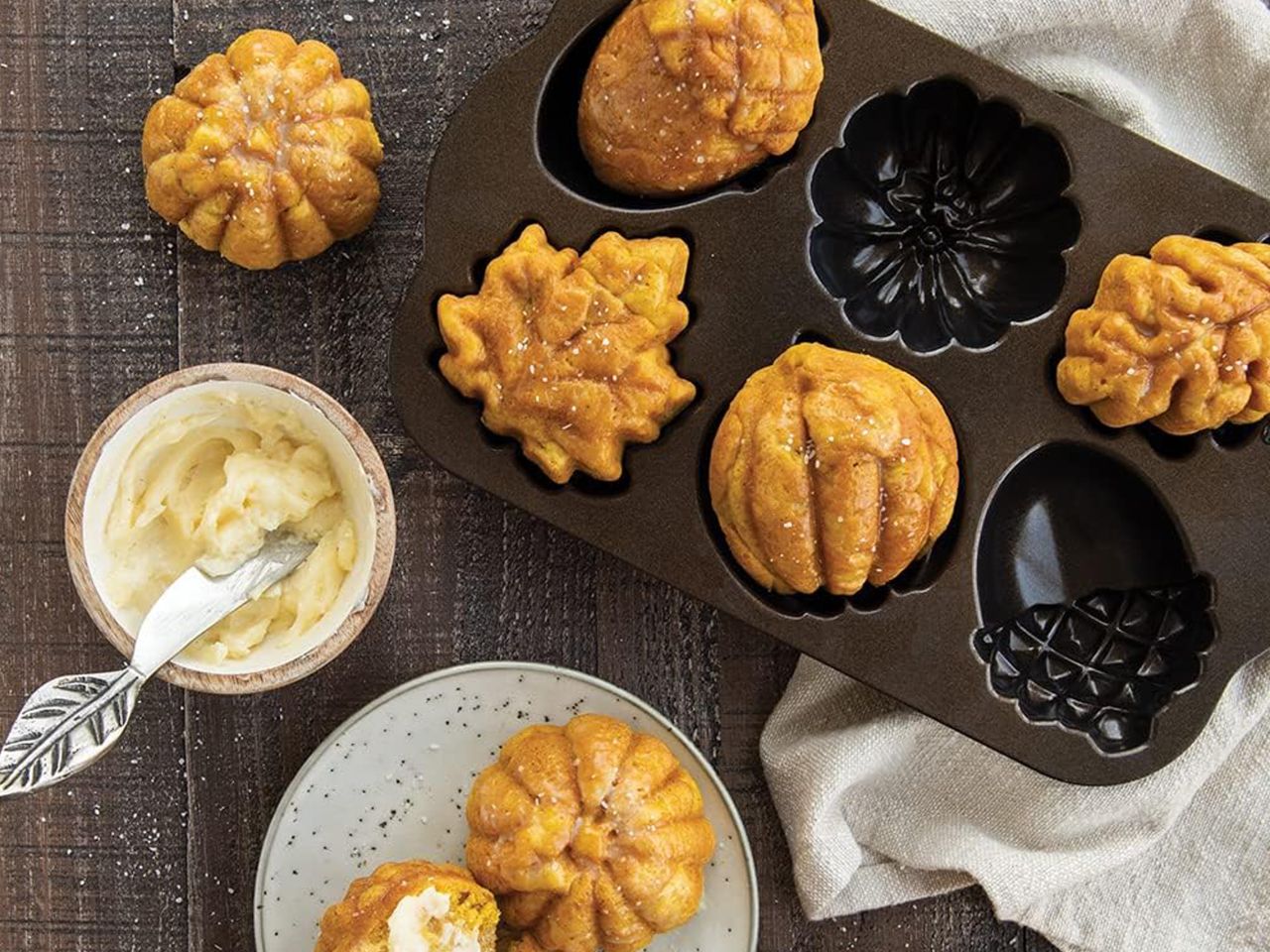 nordic ware autumn treats