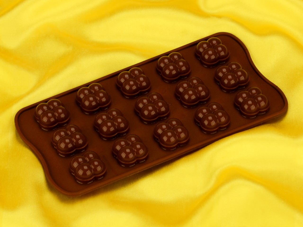 silikon pralinenform choco game