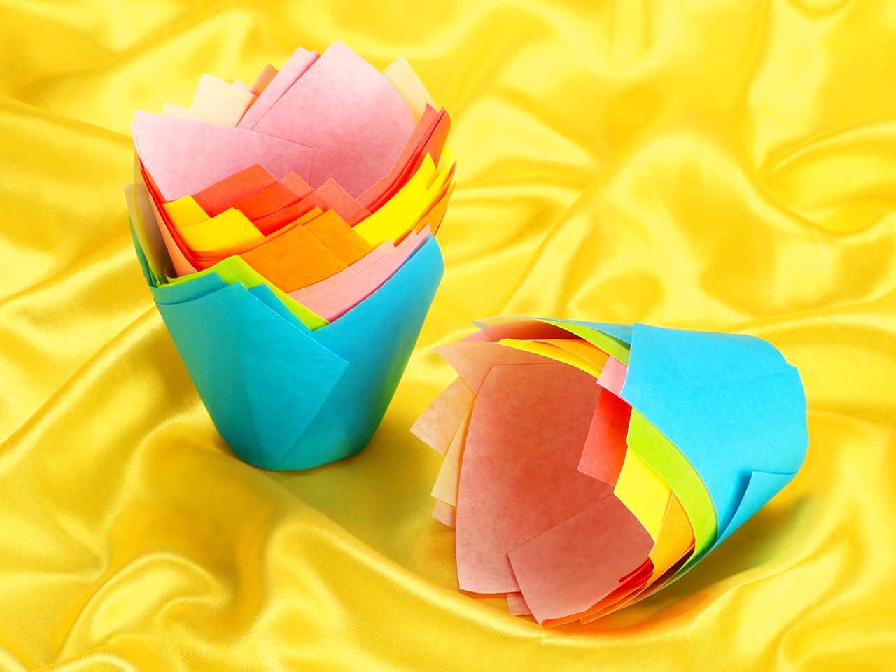 papierbackform tulpe farbig sortiert 24 stueck