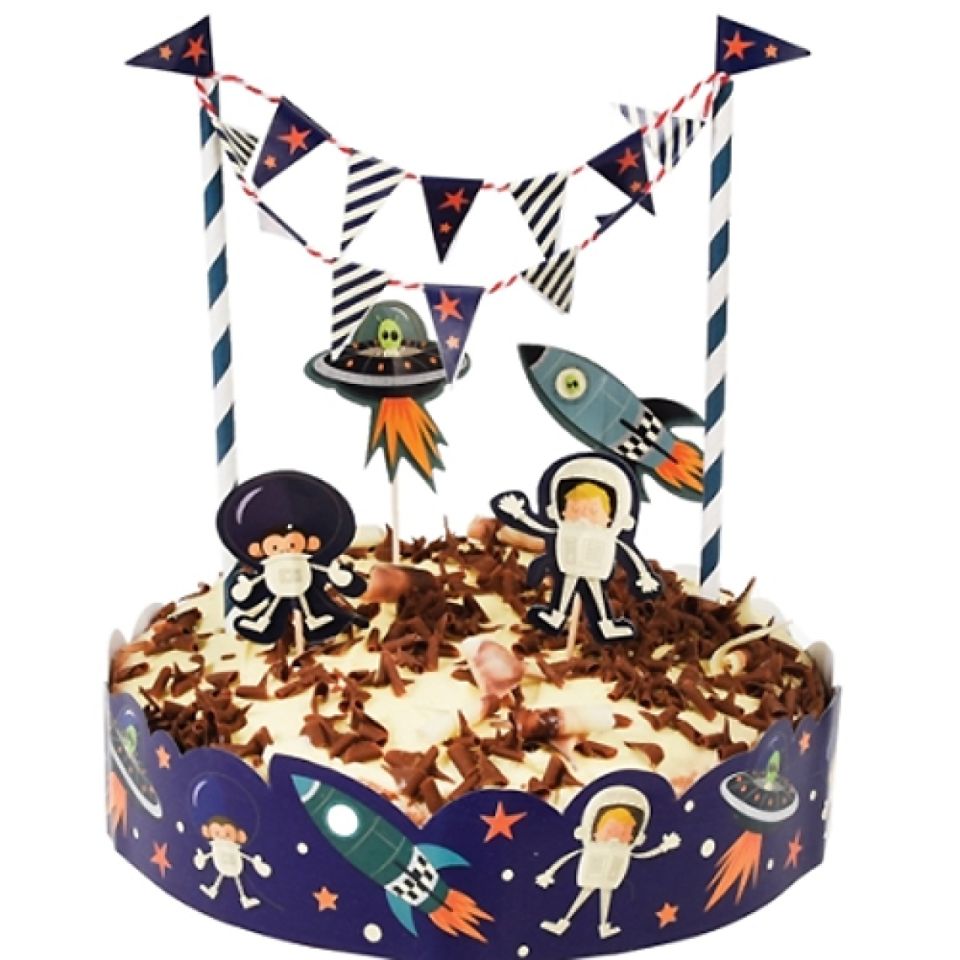 astronaut cake bunting garland