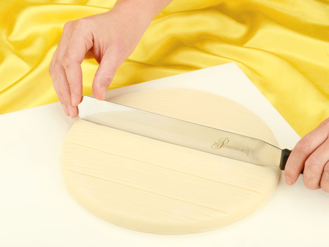 cakeboard in holzboden optik gestalten anleitung