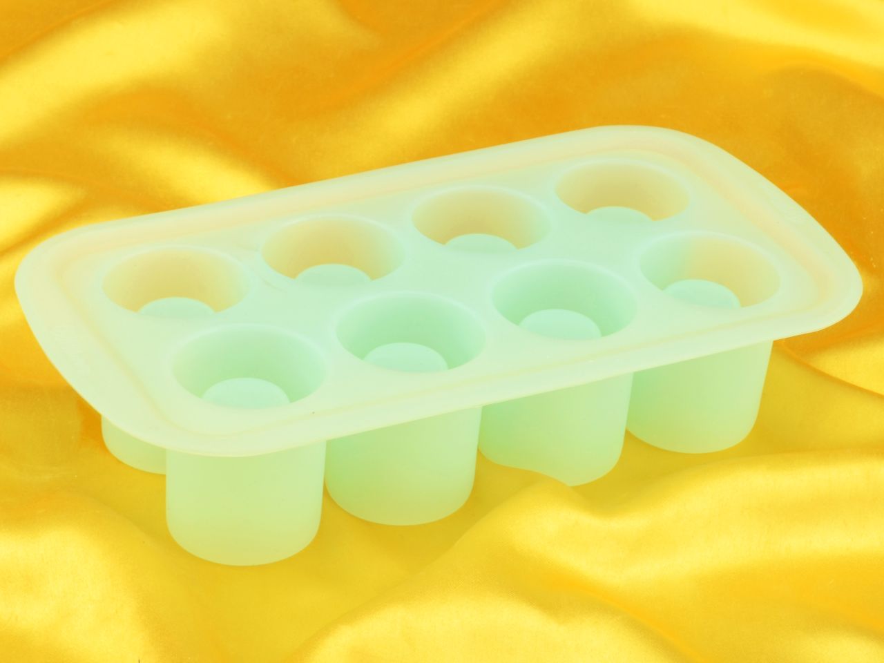 wilton silicone shot mold round