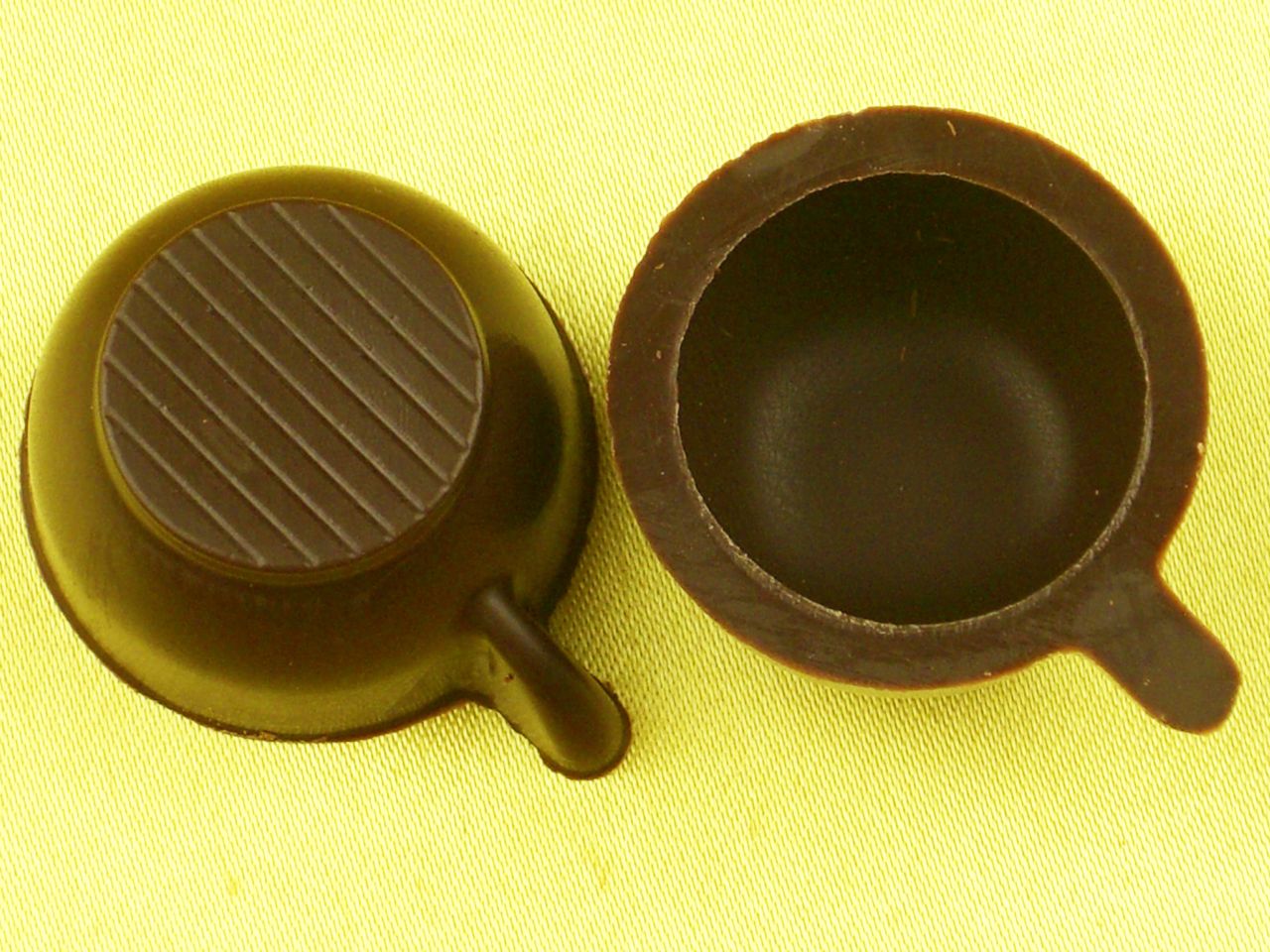1 folie tassen schalen zartbitter