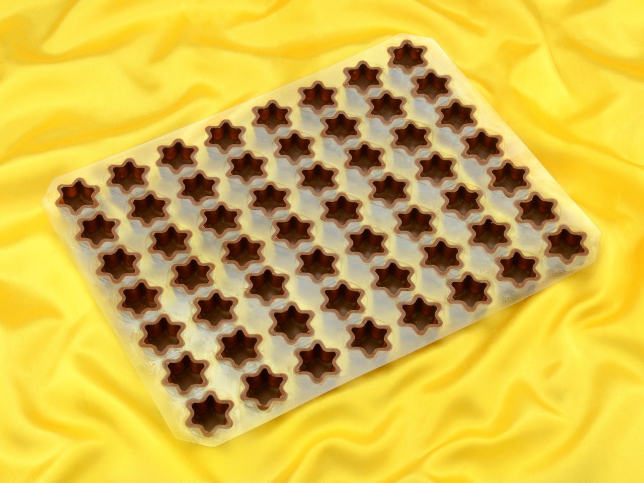1 sheet star shells milk