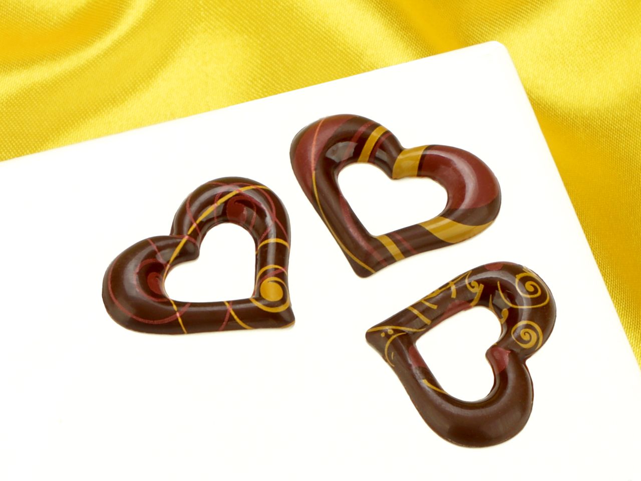 1 sheet chocolate decoration heart dark