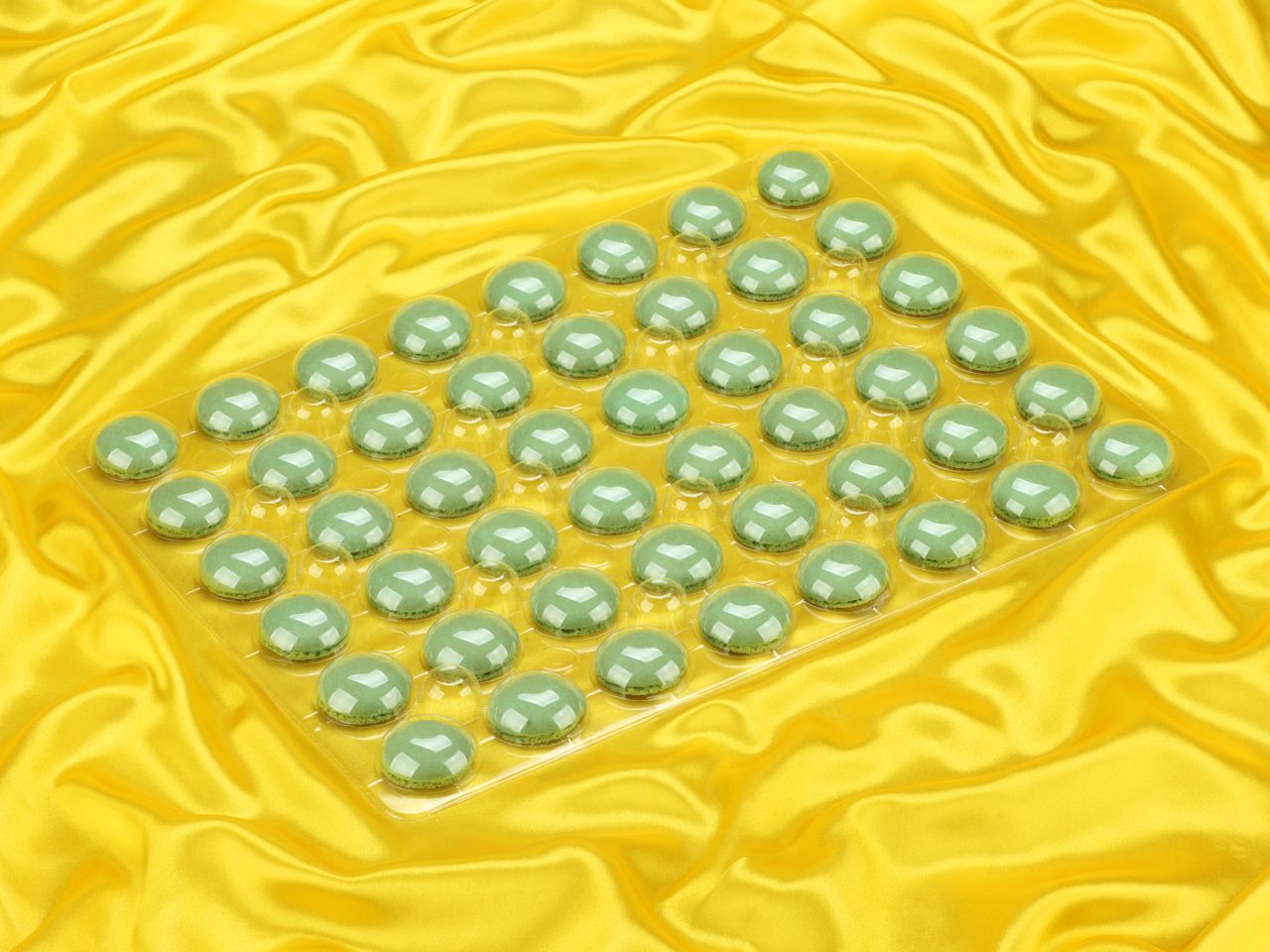 half shells 48pcs green