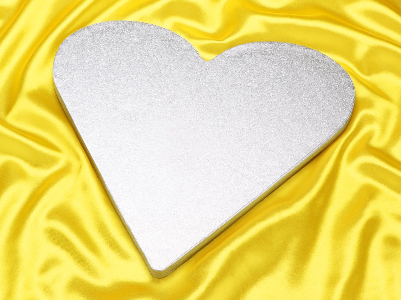 cakeboard herz 35cm silber