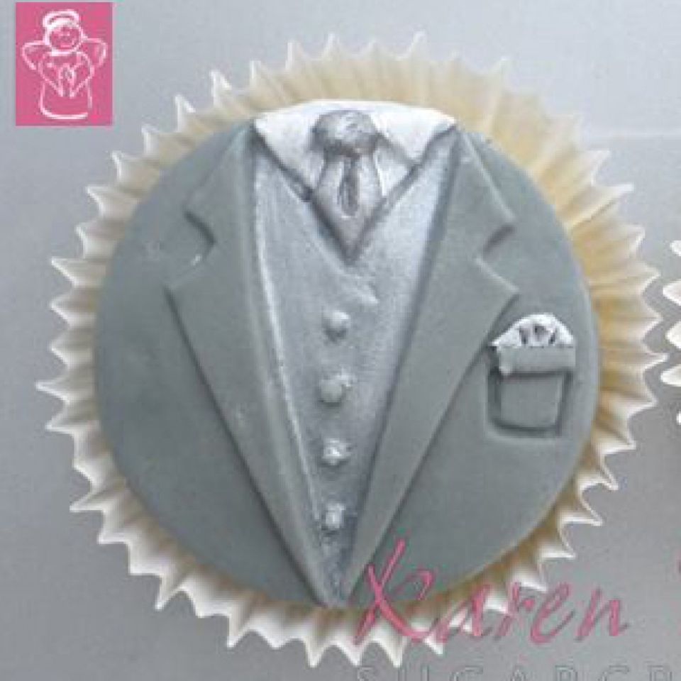 karen davies fondantform bride groom