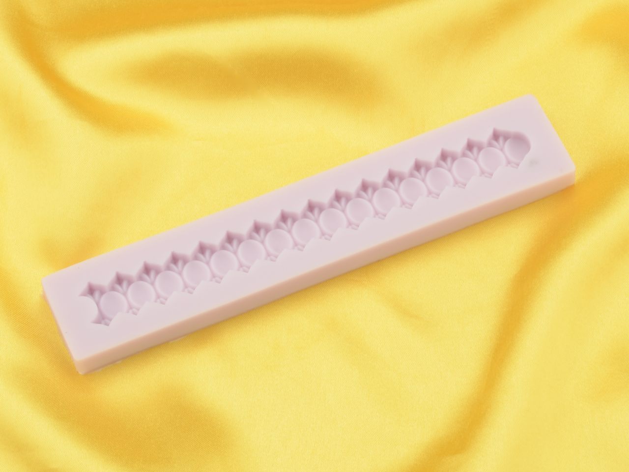 flex mould border relief