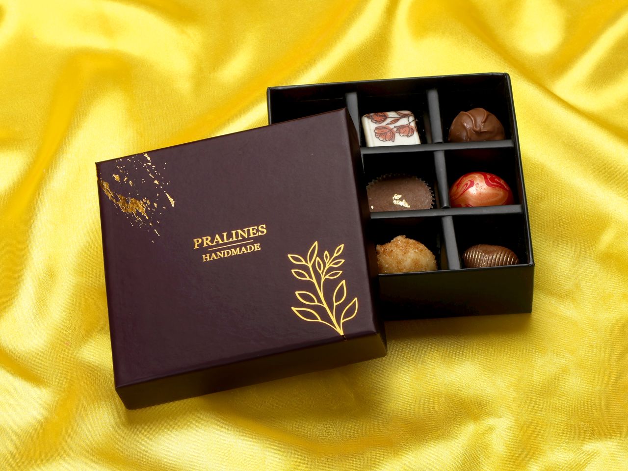 chocolate case velvet elegance fuer 9 pralinen