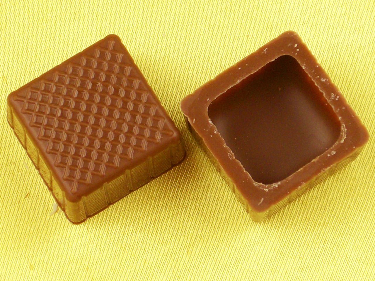 1 sheet square shells milk