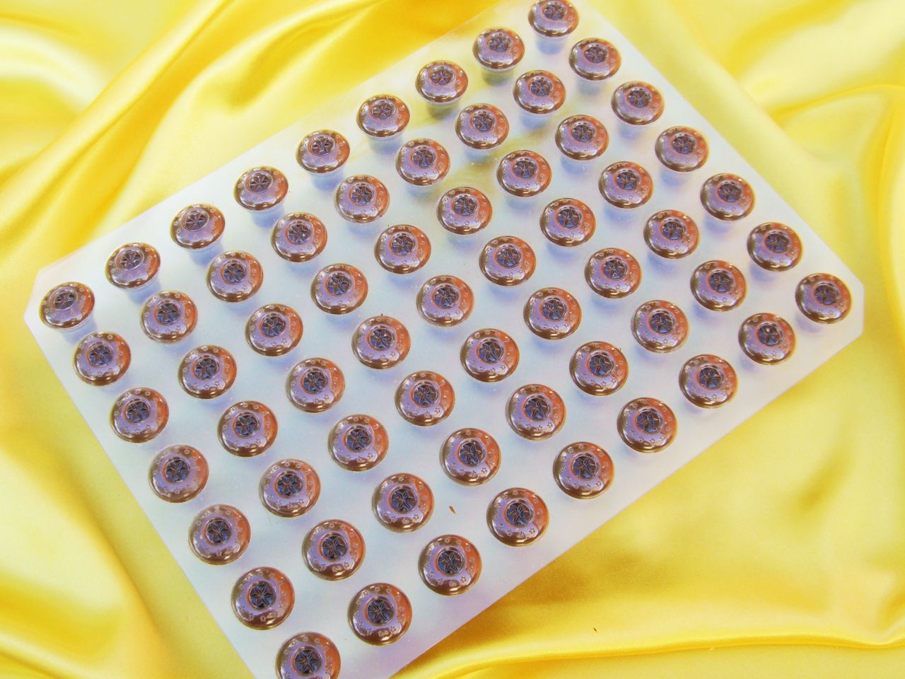 1 sheet hollow bell milk