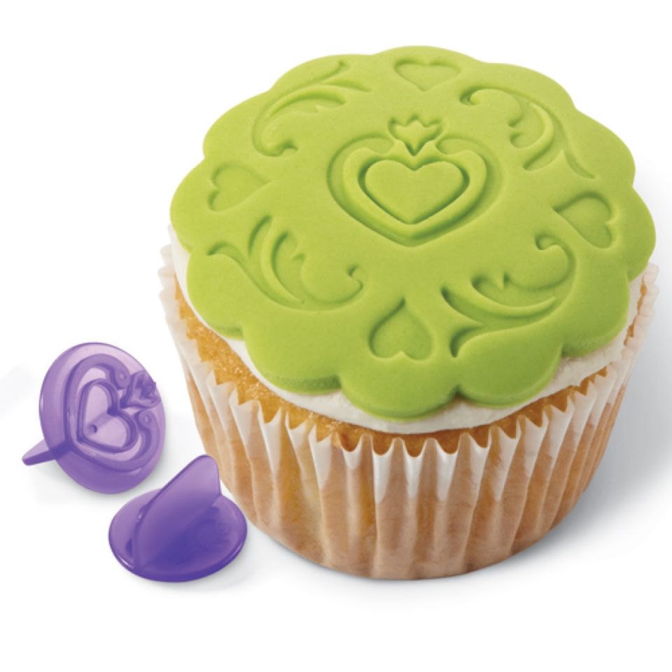 wilton heart cupcake embossing set 14 pieces
