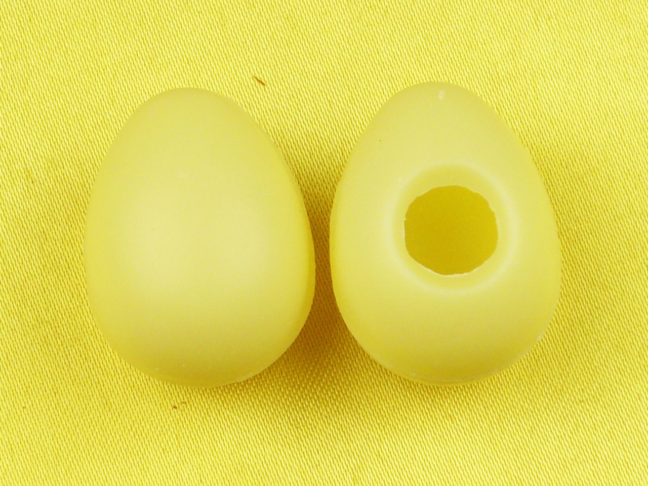 1 sheet hollow eggs mini white