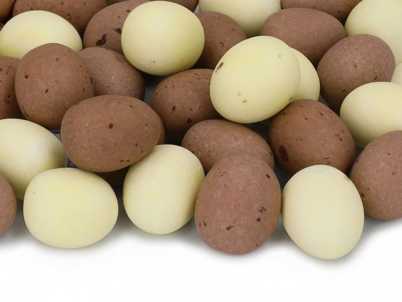 marc de champagne and cappuccino truffle eggs 200g