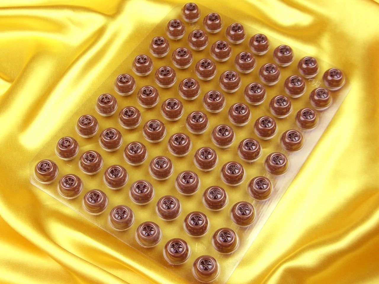 8 sheets hollow sphere milk