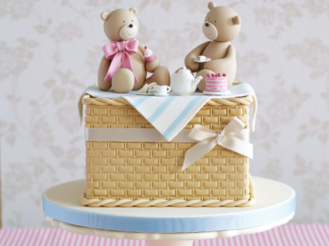 zoe s party cakes for kids by zoe clark