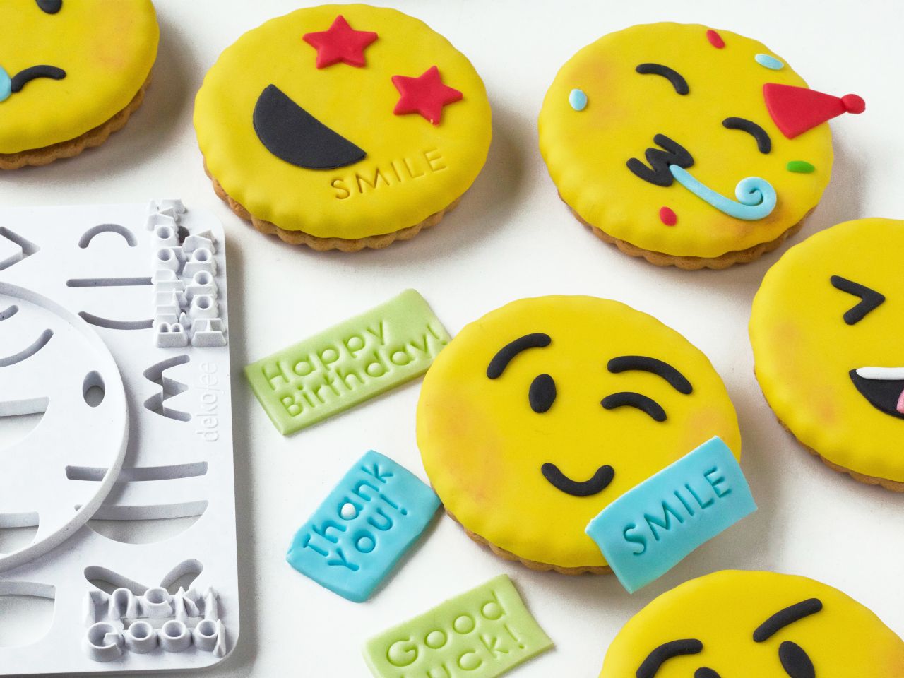 smiling faces cutter