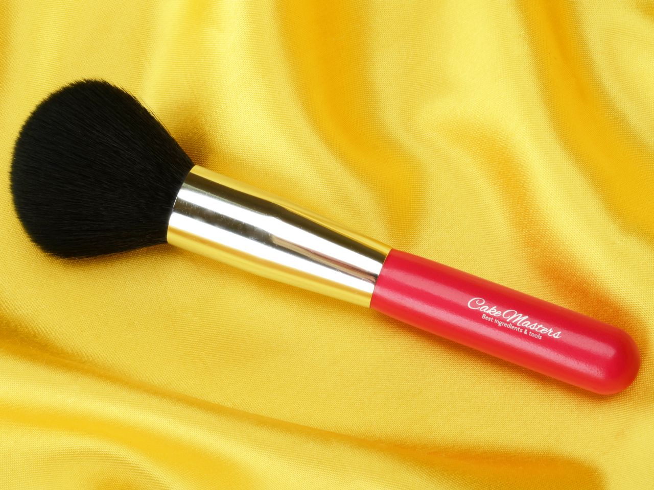 dusting brush