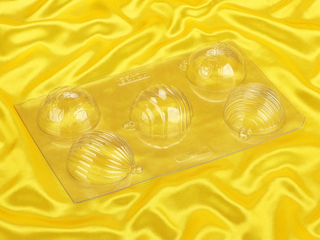 schokoladenform weihnachtskugeln