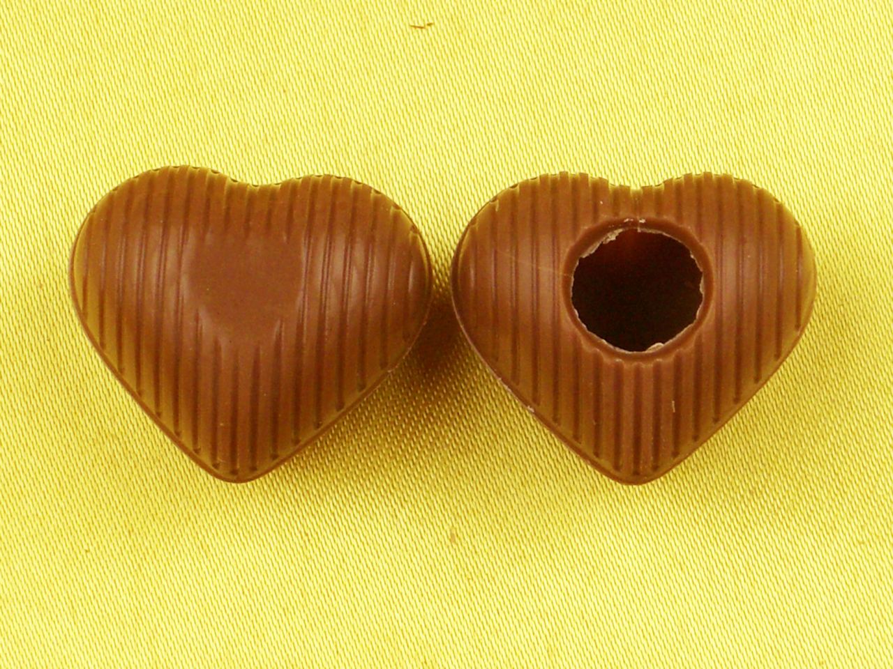 1 sheet hollow heart mini milk