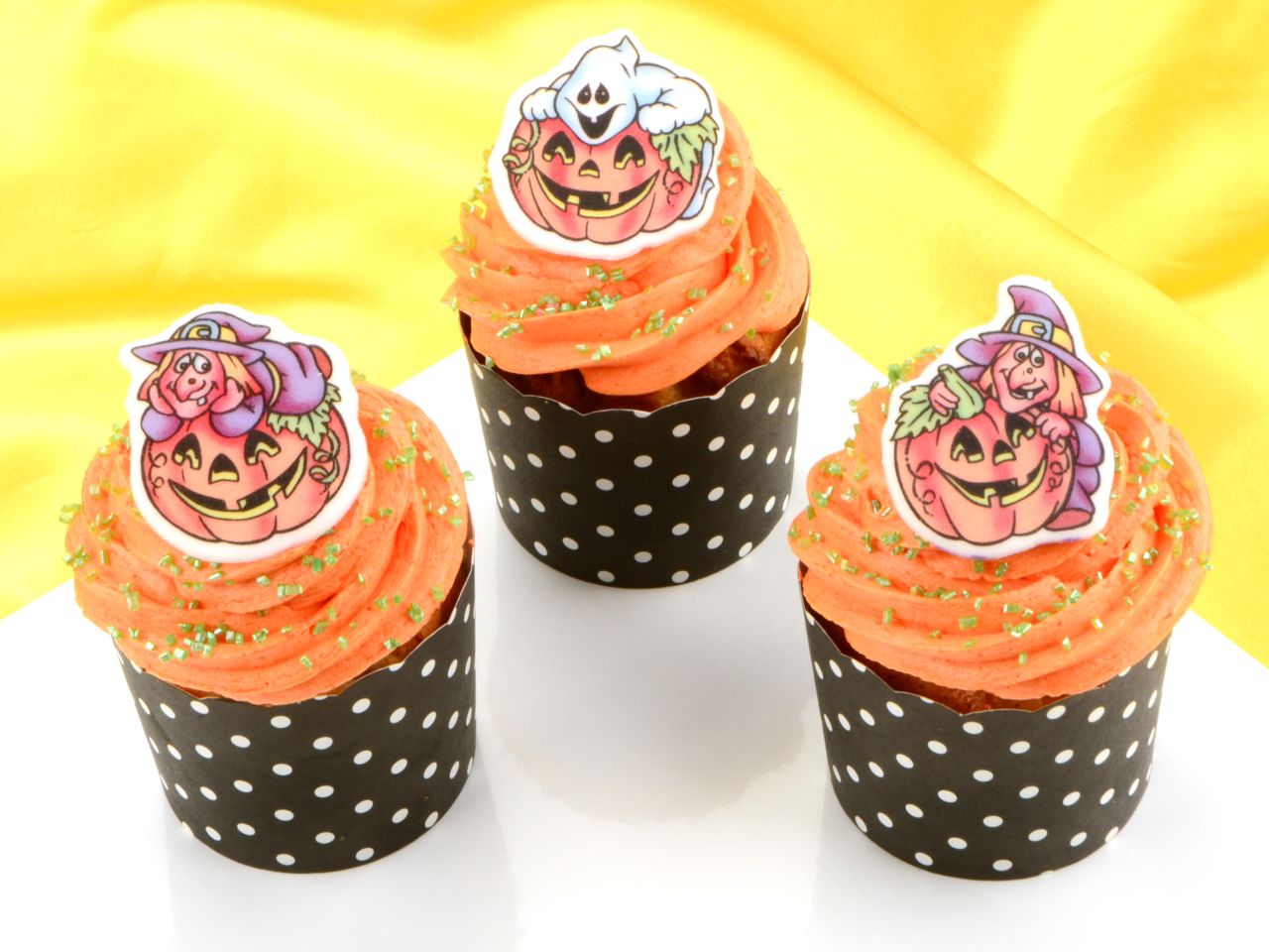 cupcake cup big black 20 pieces