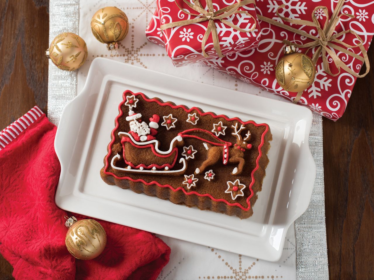 nordic ware santa s sleigh loaf pan