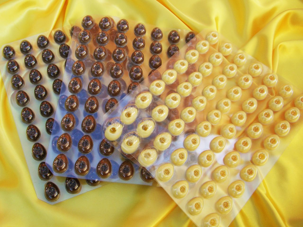 8 folien hohlkoerper mini eier vollmilch