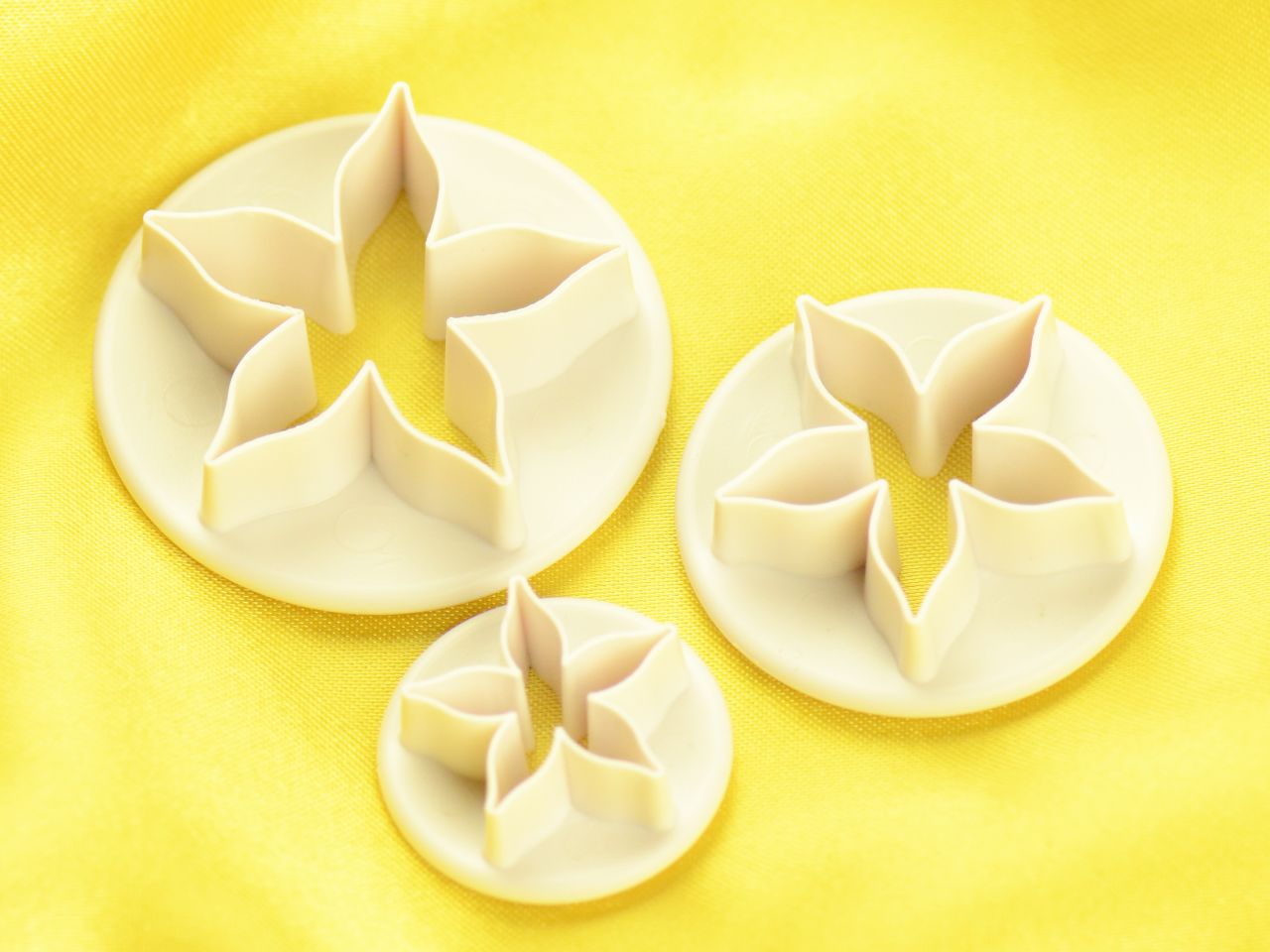 cutter calyx set of 3 cutters