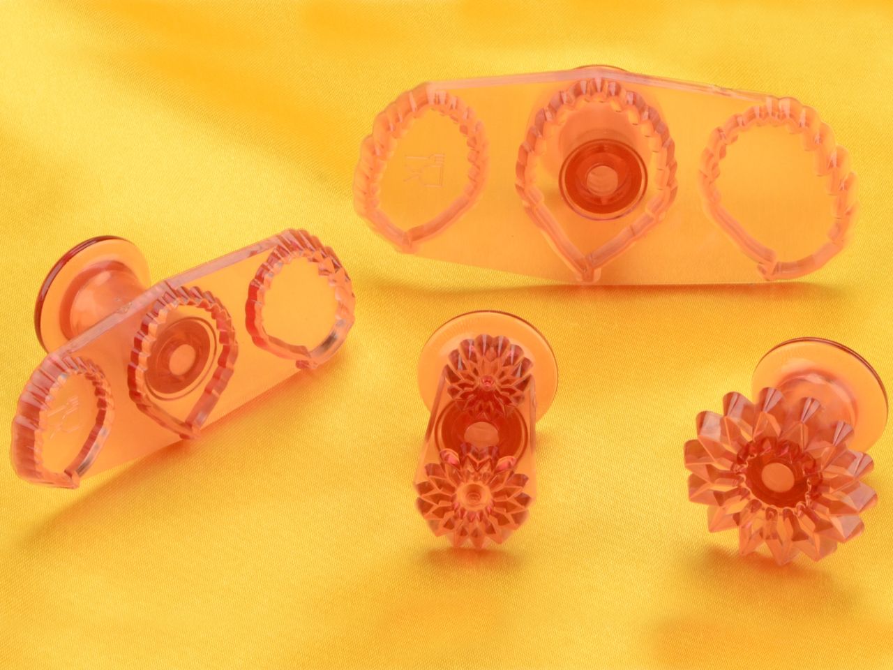 cutter set dahlia strawberry 4 pieces