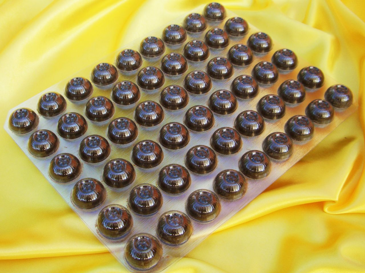 1 sheet maxi hollow sphere dark