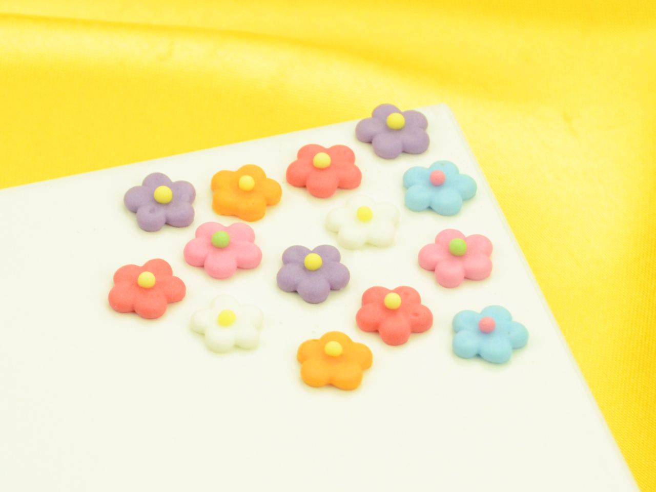 little flowers 10mm multicoloured sugar 30 pieces