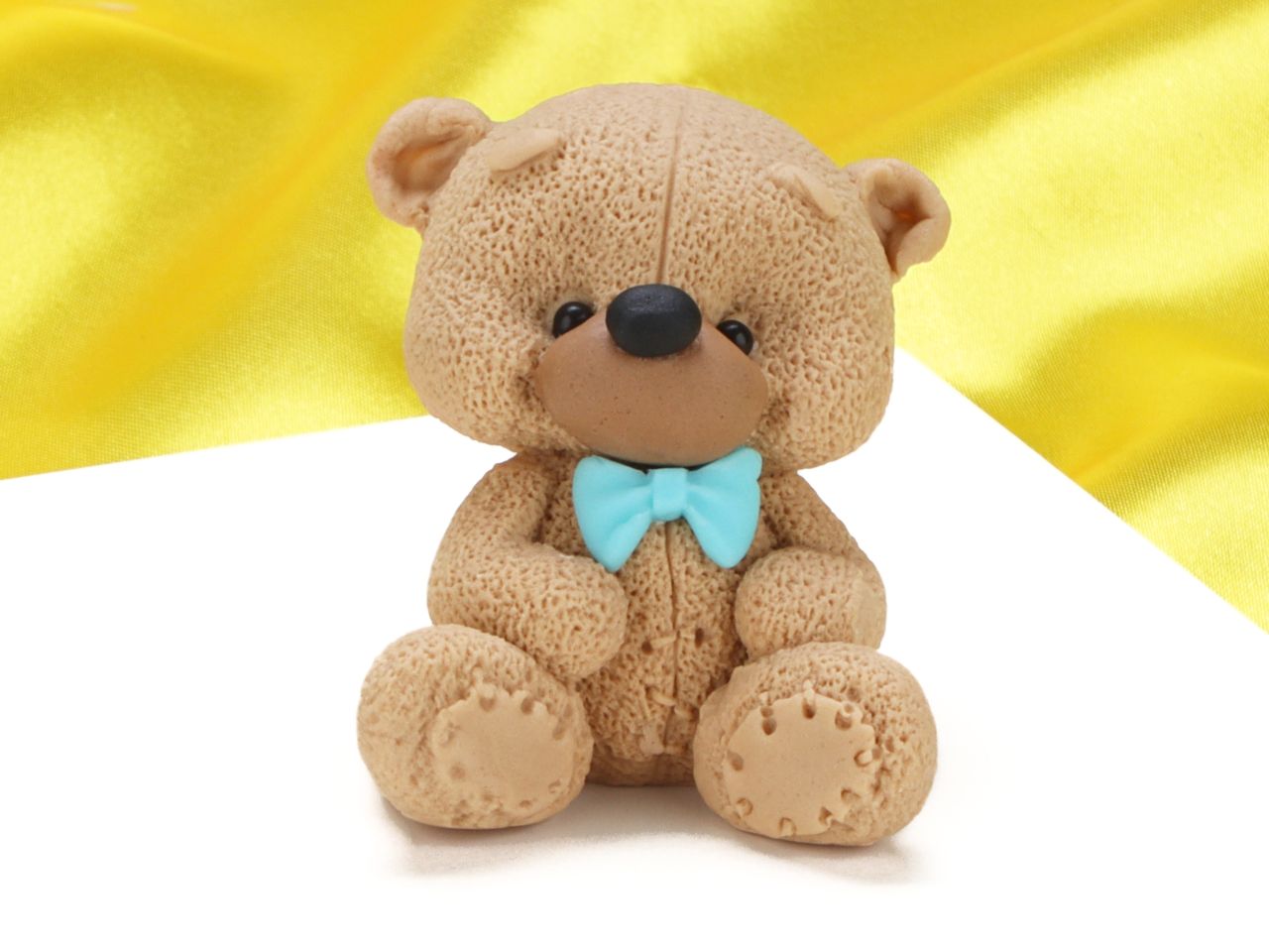 fertiges fondant baerchen fuer boys