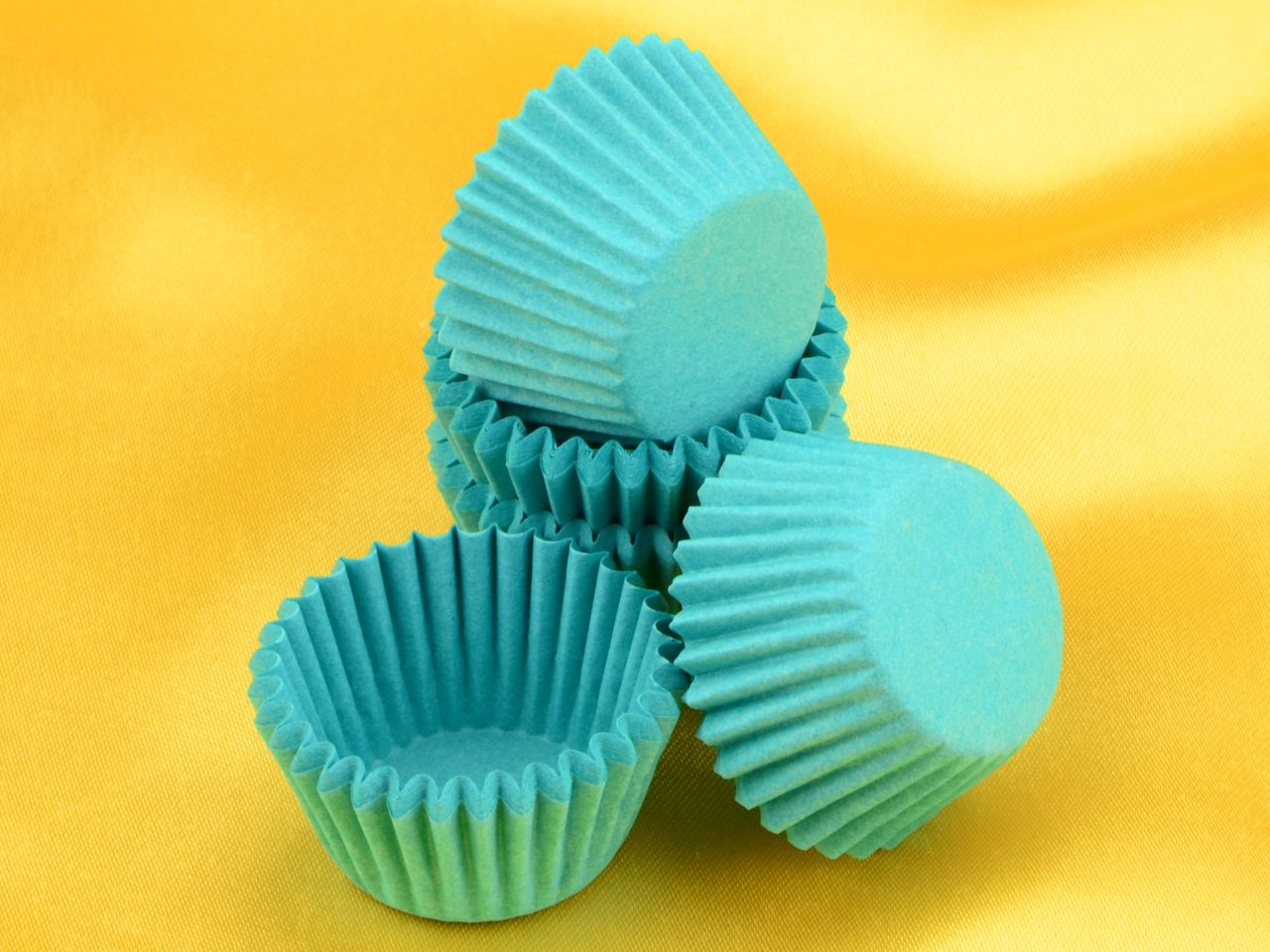 pralinenkapseln 25mm tuerkis 100 stueck