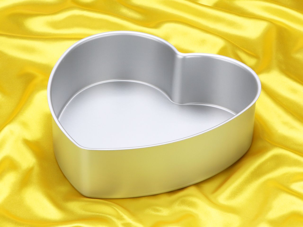 baking pan heart deep 25x7 5cm