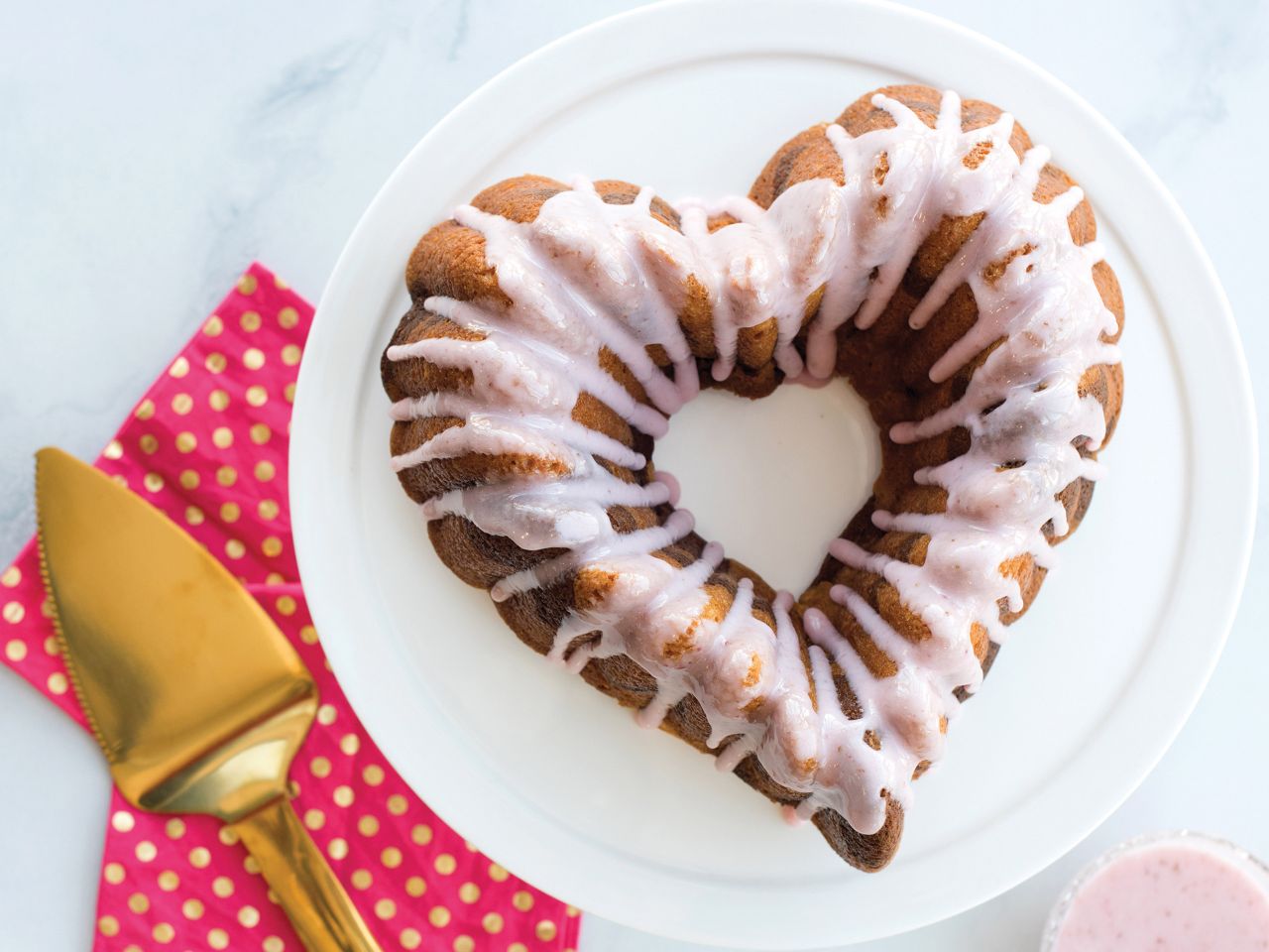 nordic ware elegant heart bundt
