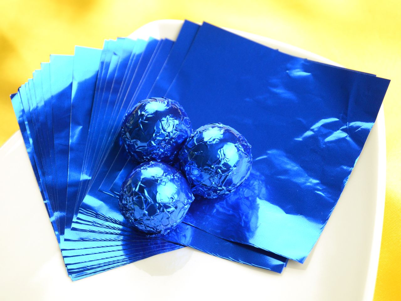wrapping foil blue 50 sheets