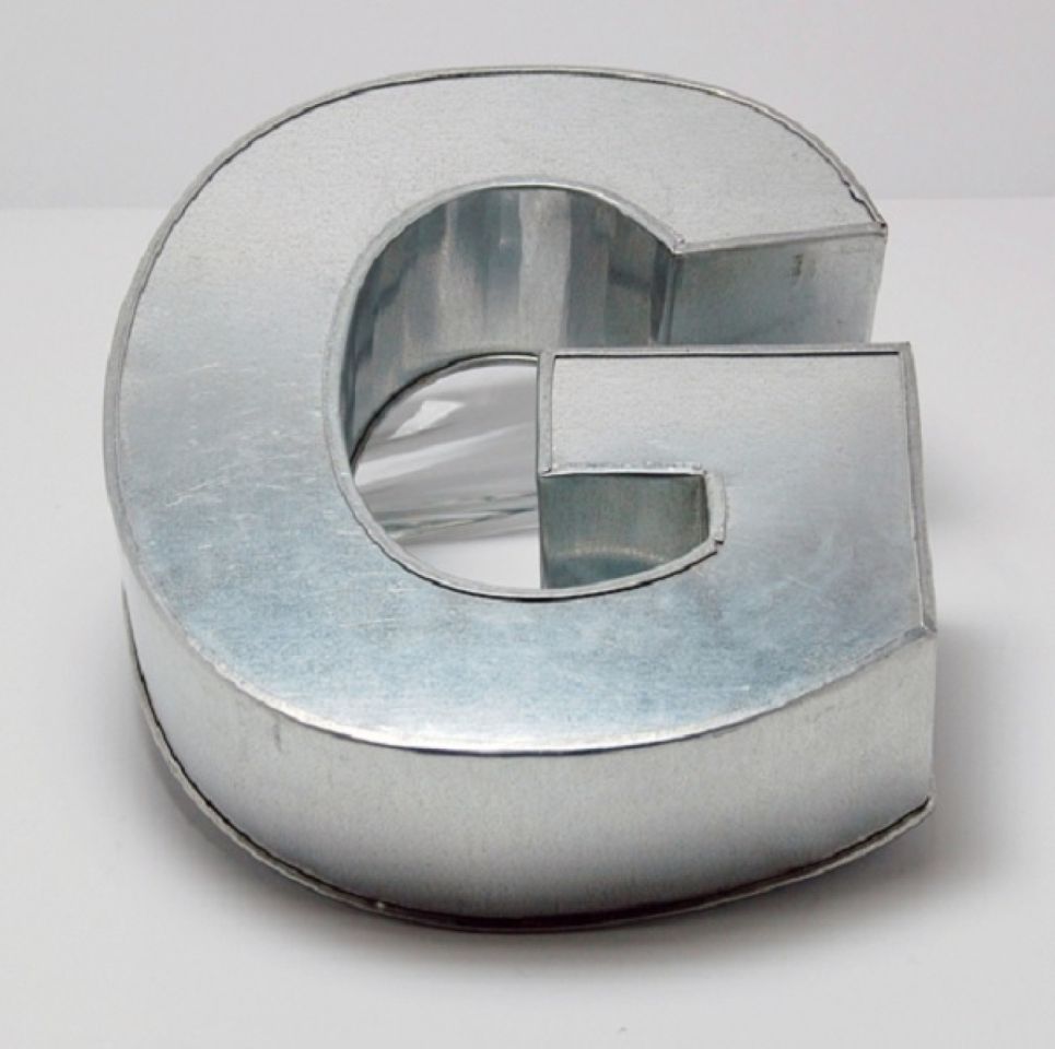 letter g cake pan approx 25 5x20 5x6 5cm