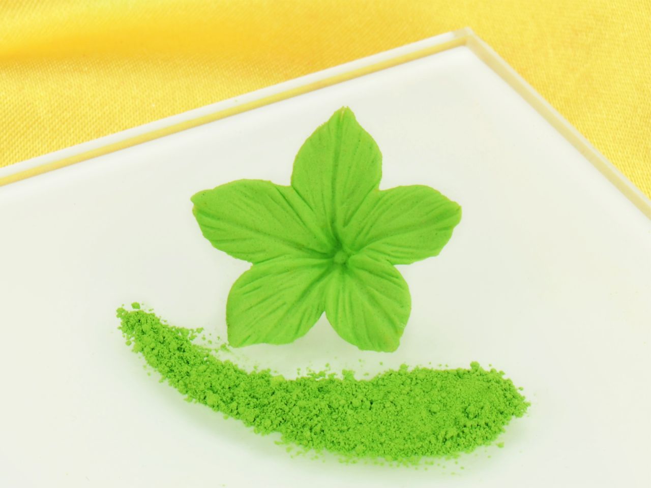 sugarflair puderfarbe spring green hellgruen 7ml