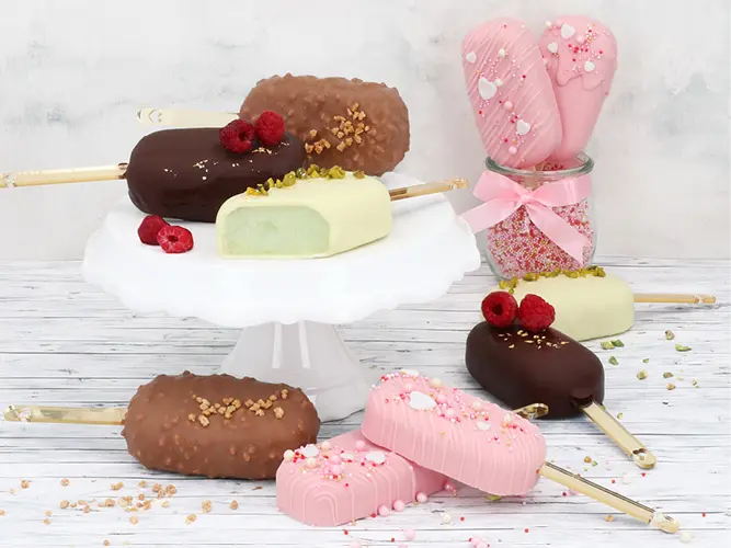 ICE CREAM & DESSERT