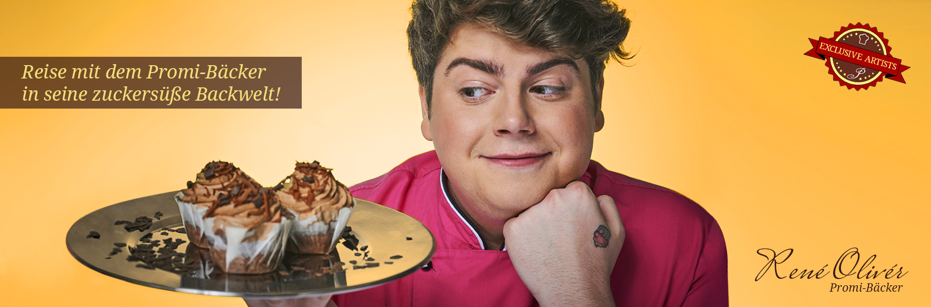 Promi-Bäcker mit Schokoladen-Cupcakes in seiner zuckersüßen Backwelt