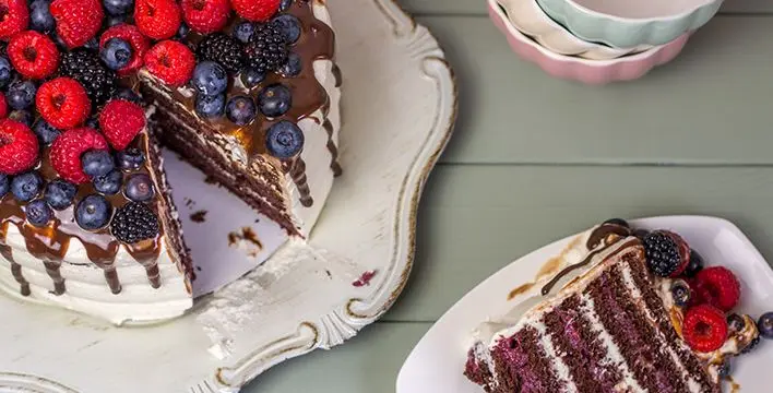 https://www.pati-versand.de/media/74/66/ec/1762517352/Kuchen-und-Toertchen_800x800.webp?ts=1762517352