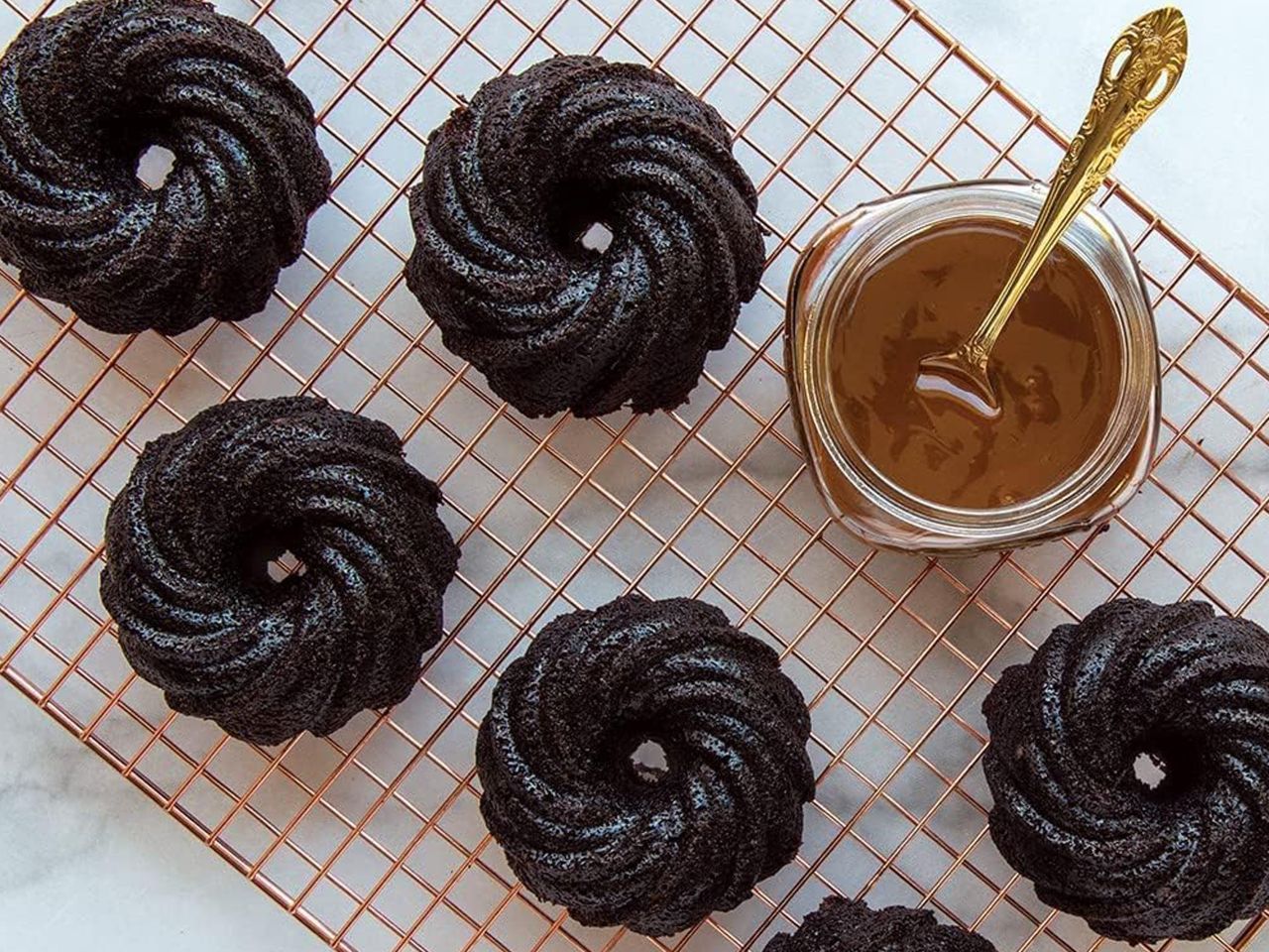 nordic ware backform swirl bundlette