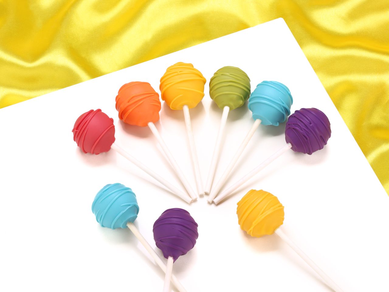 cake pop set rainbow maxi