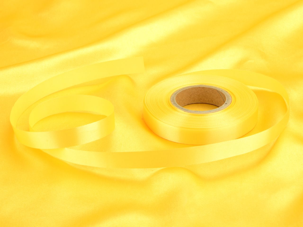 pastel yellow satin ribbon 14mm x 30m