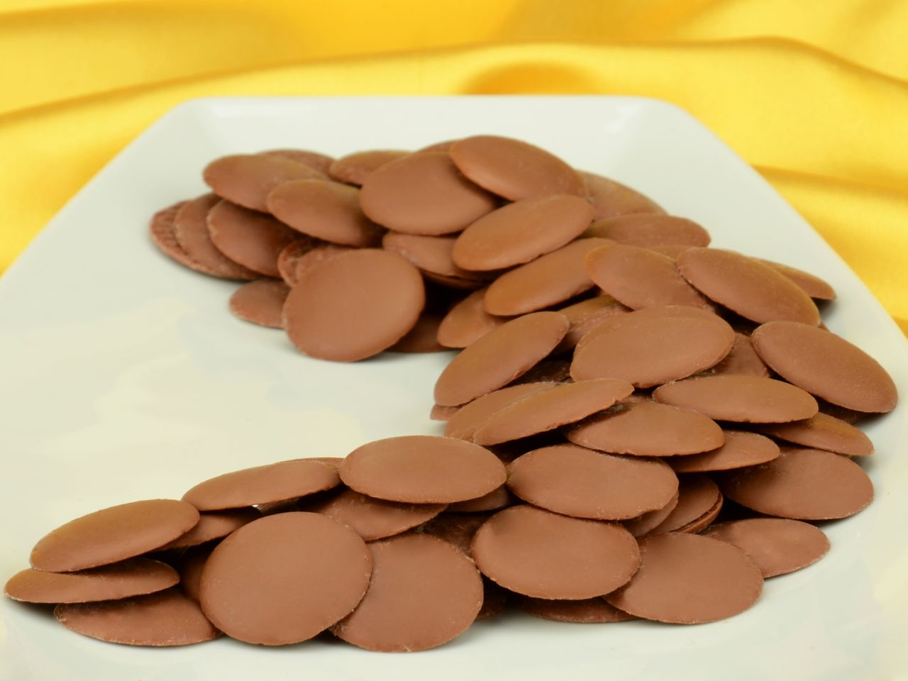 german milk chocolate couverture kondima 200g