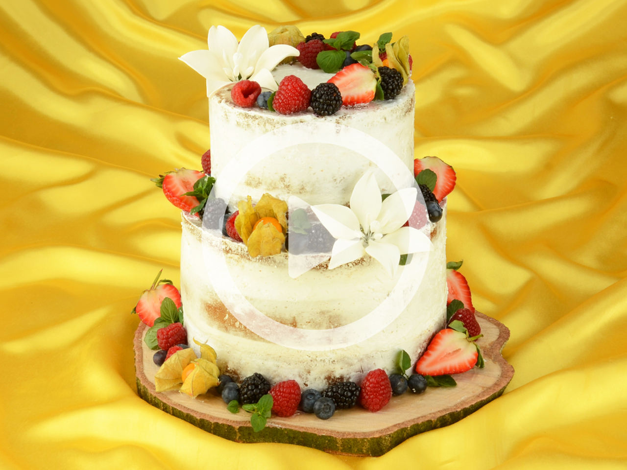 semi naked cake