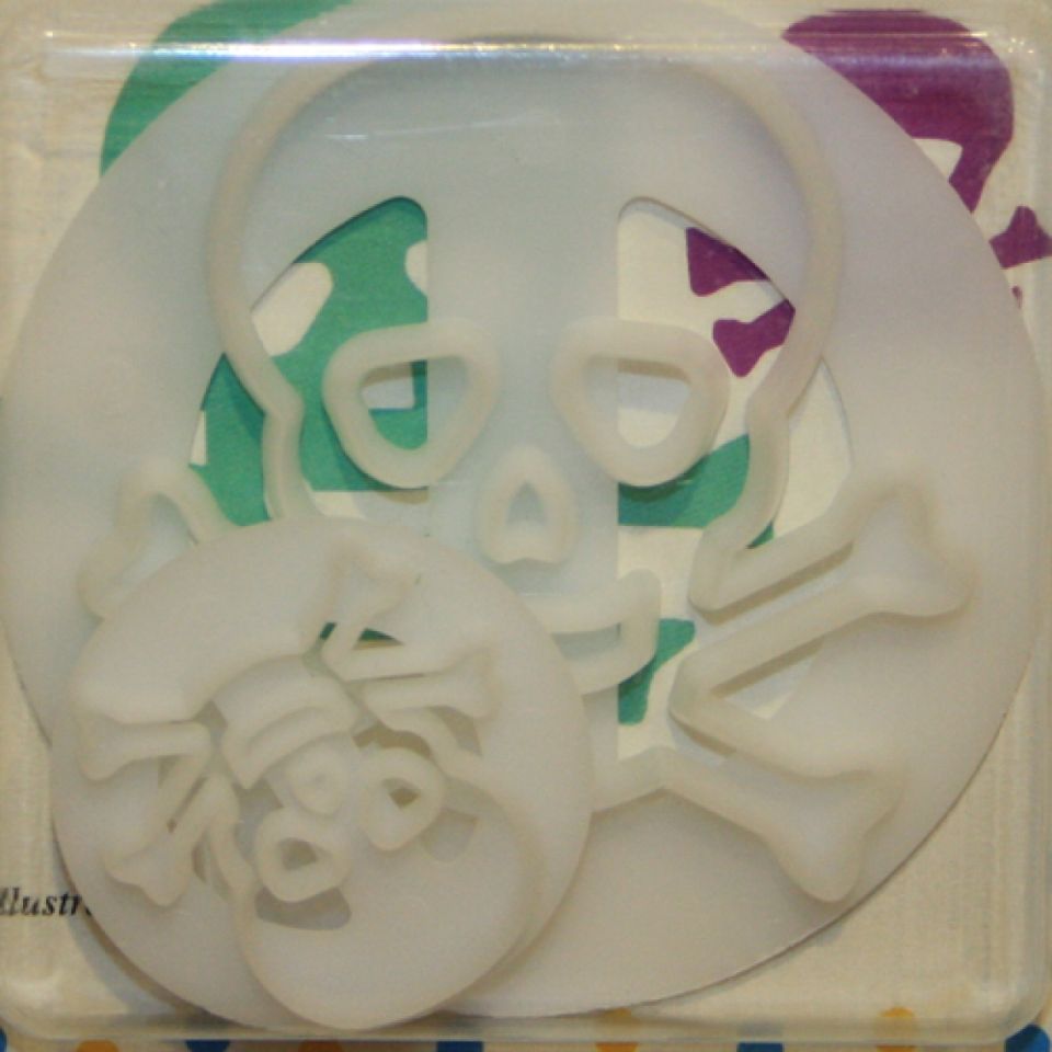 fmm ausstecher fuer fondant bluetenpaste totenkopf 2 stk