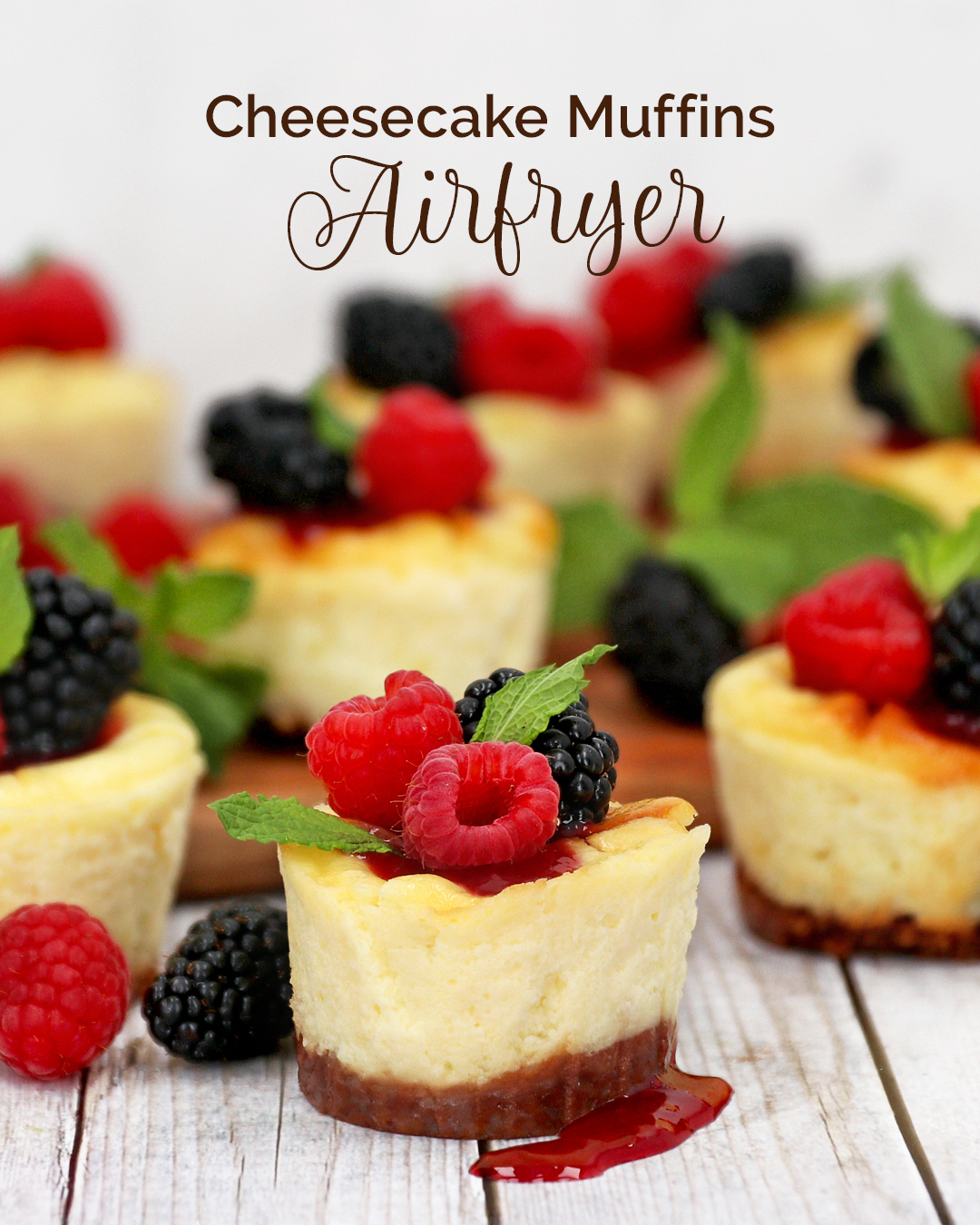 Cheesecake aus der Heißluftfritteuse? Klingt verrückt, schmeckt genial. 😍

Mit unserer neuen Airfryer Cheesecake Muffins Backmischung zauberst du im Handumdrehen ca. 18 cremige Cheesecake Muffins mit knusprigem Keksboden – ganz ohne großen Backofen. ✨

🤎 Cremige Cheesecake-Füllung
🧁 Praktische Einzelportionen
⚡ Zubereitung im Airfryer
👨‍👩‍👧‍👦 Perfekt zum Teilen mit Familie und Freunden

Ob zum Nachmittagskaffee, als Dessert oder einfach für den kleinen Cheesecake-Hunger zwischendurch – diese Muffins machen garantiert nicht lange auf dem Teller. 😋

👉 Hast du schon einmal etwas Süßes in der Heißluftfritteuse gebacken?

#pativersand #airfryer #heißluftfritteuse #cheesecakemuffins #cheesecake #käsekuchen #muffins #airfryerbacken #backmischung #dessertliebe #backliebe #einfachbacken #hobbybäcker #kaffeezeit #neuimshop #pativersandneuheit #backenmachtglücklich #dessertideen